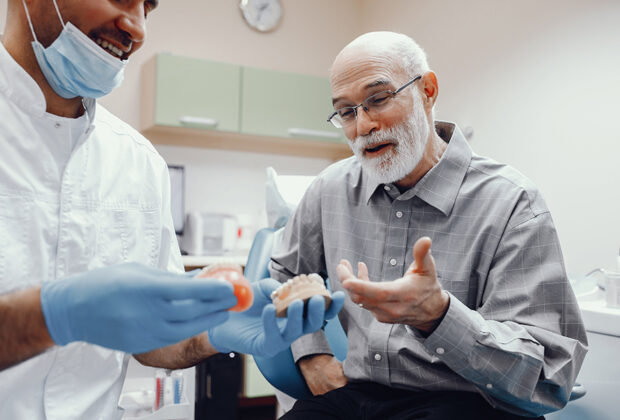 Dentists-Treat-Dental-Emergencies